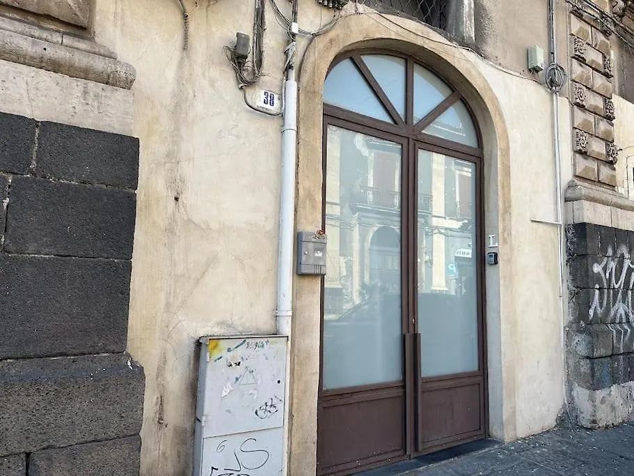 Apartment Lucrezia'S Home Catania Italy